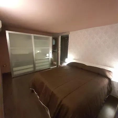 La Casa Di Edo * سيراكوزا